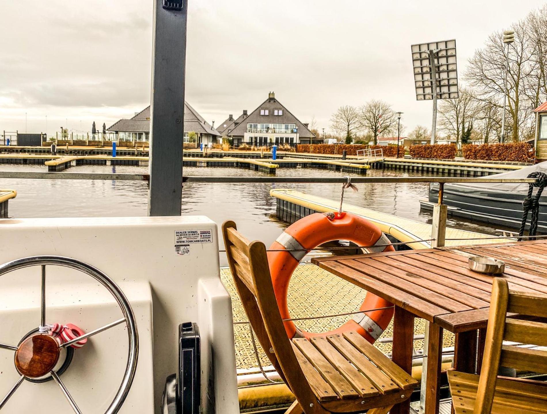 Houseboat Blue Sneekermeer Offingawier Exteriör bild